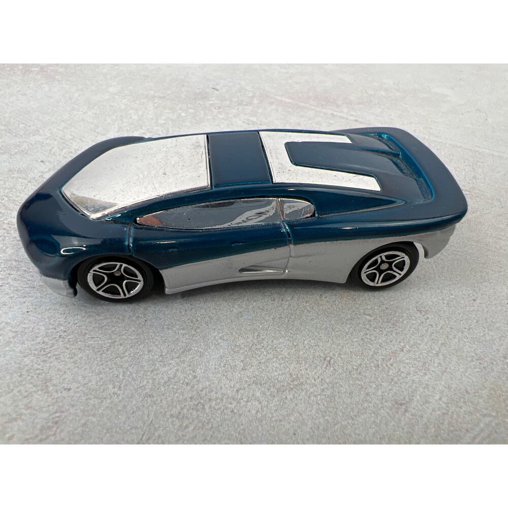 Matchbox Car Street Streak 1995/โ Blue & Siver